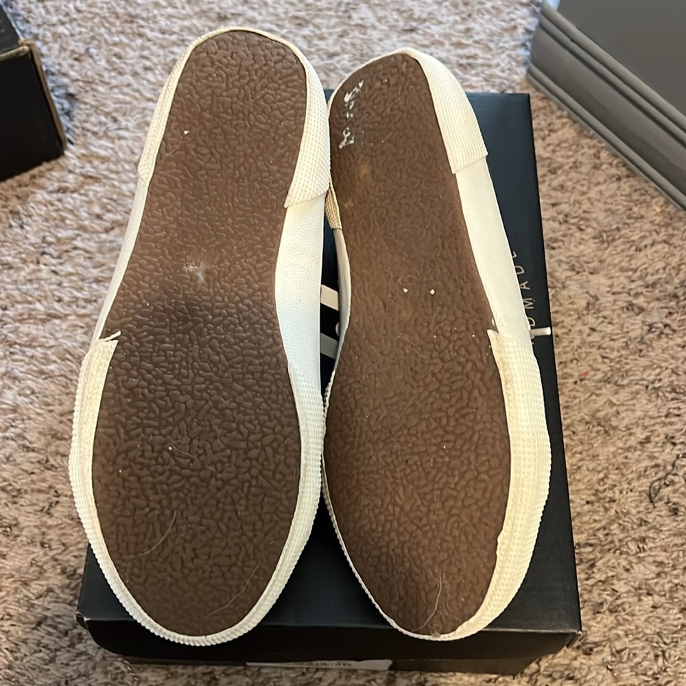 Womans size 9 Inkkas shoes - Picture 2 of 5